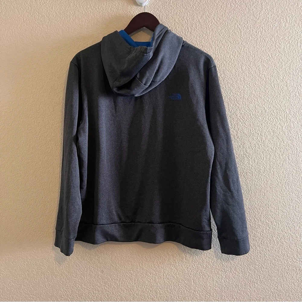 The North Face Pullover Hoodie Size Medium